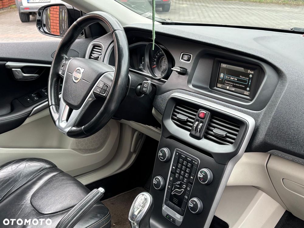 Volvo V40 D3 Ocean Race - 26