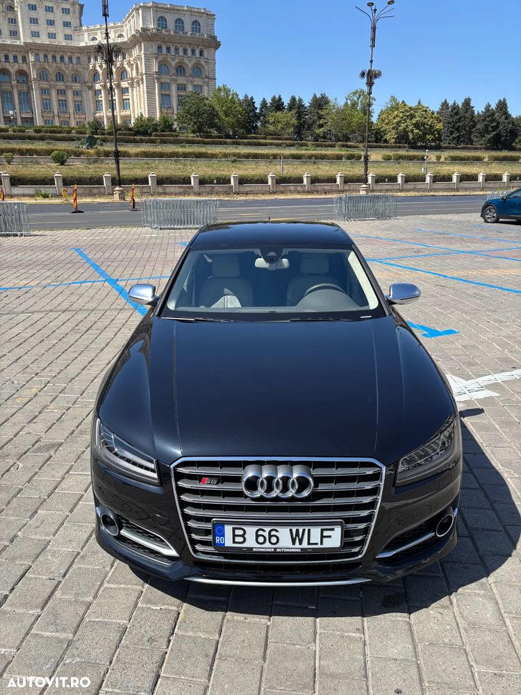 Audi S8 Plus 4.0 TFSI quattro Tiptronic - 9