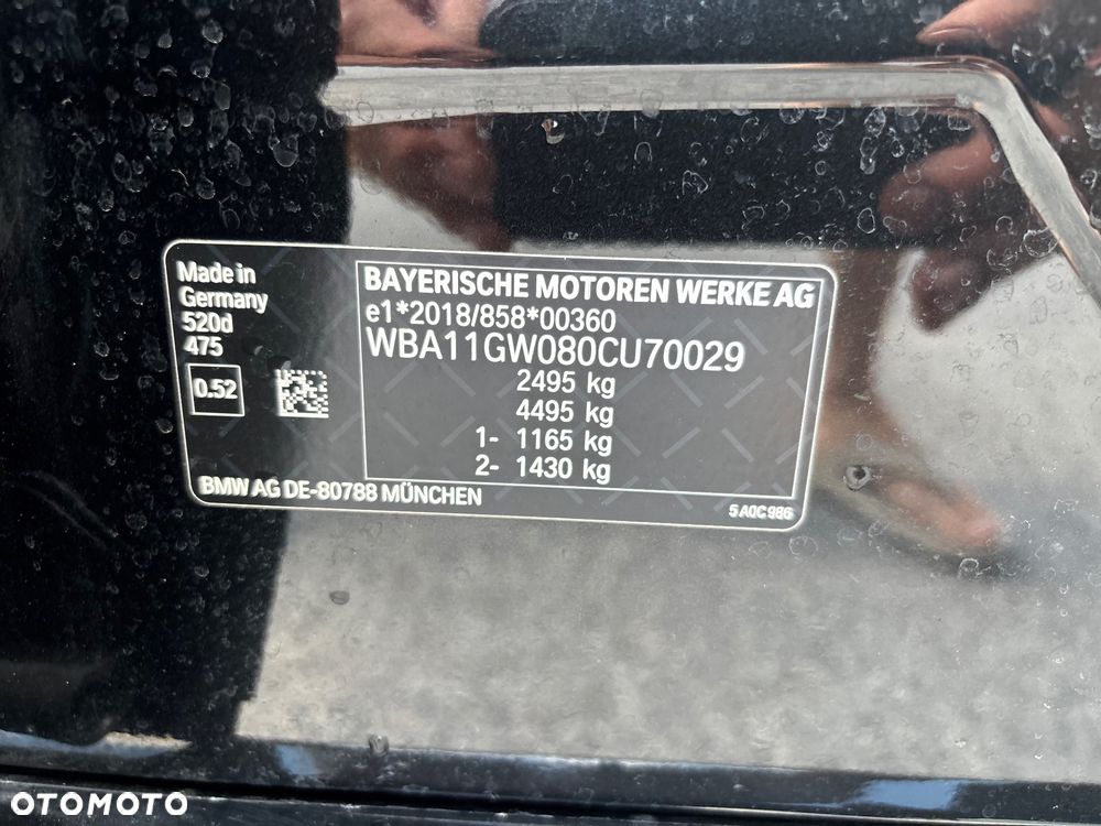 BMW Seria 5 520d mHEV M Sport - 32