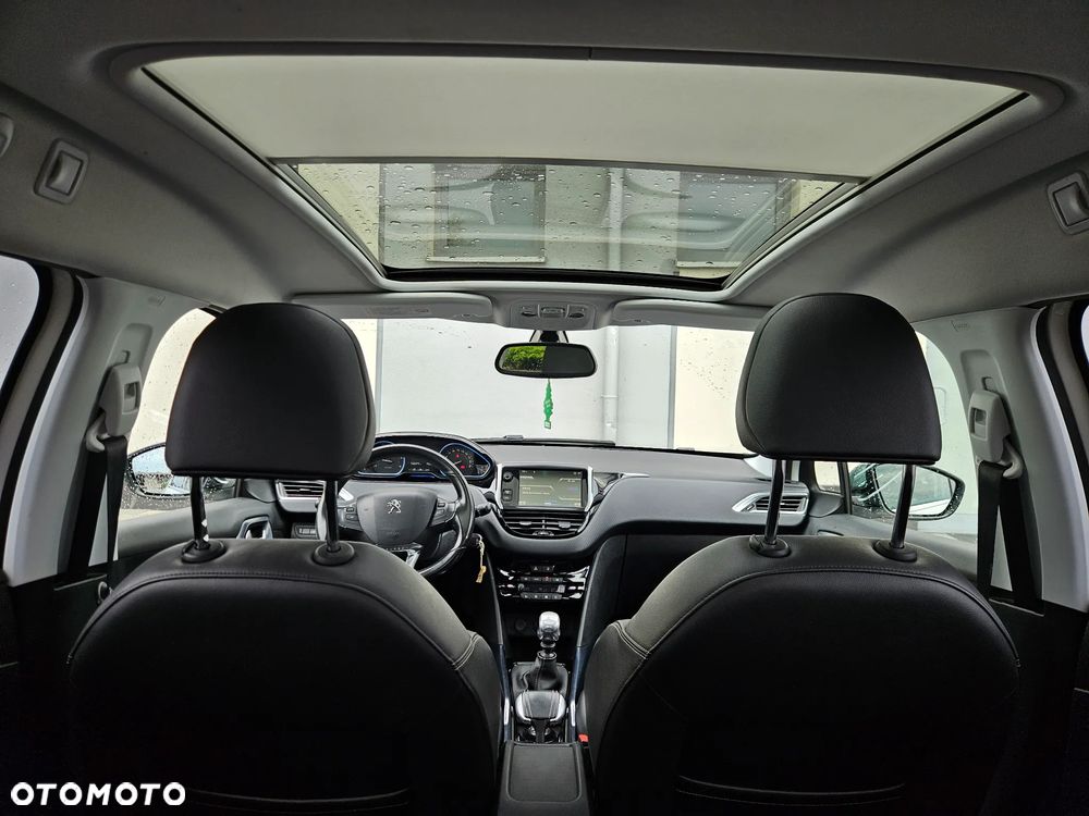 Peugeot 2008 e-HDi FAP 115 STOP & START Allure - 10