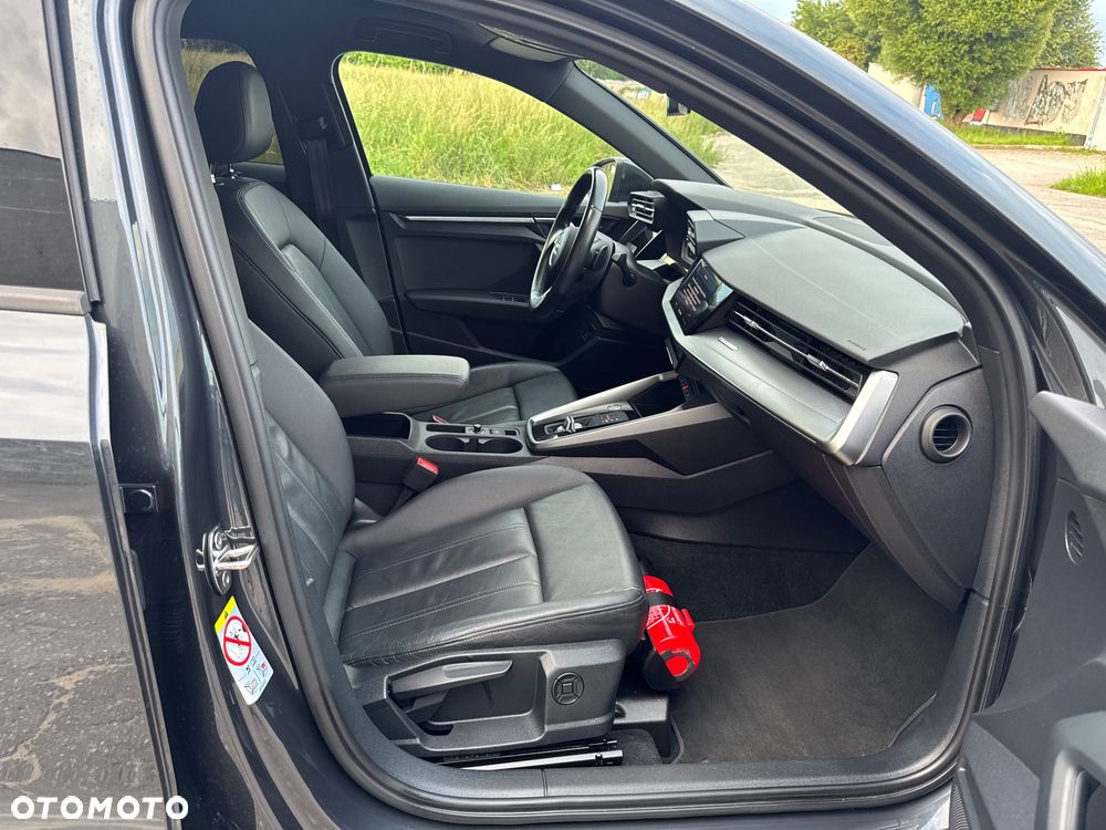 Audi A3 Limousine 35 TFSI mHEV Advanced S tronic - 33