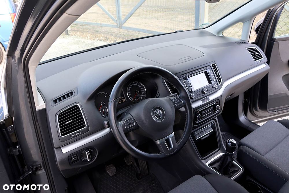 Volkswagen Sharan 2.0 TDI 4MOTION Blue Motion Style - 22