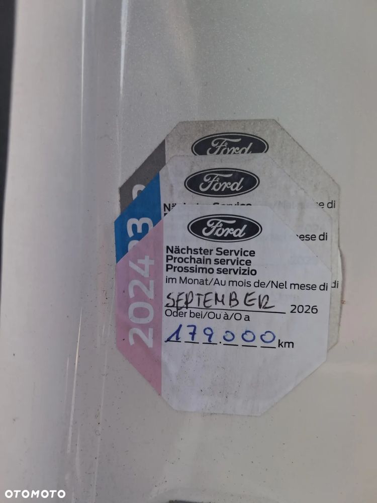 Ford Mondeo 2.0 EcoBlue Titanium - 36