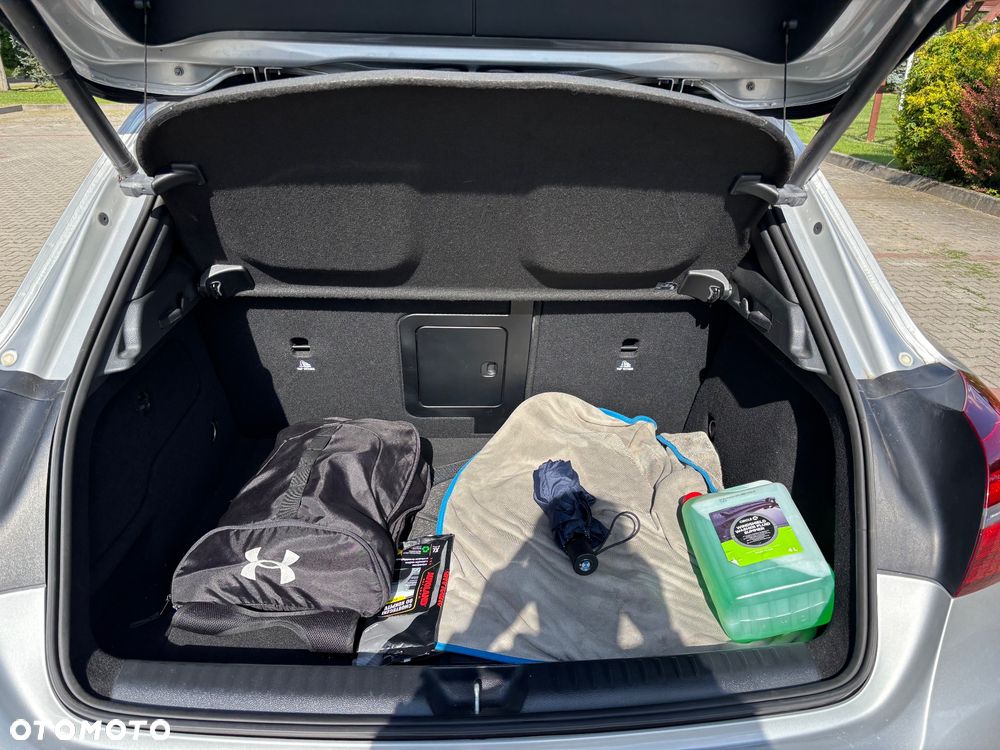Mercedes-Benz GLA 250 4Matic 7G-DCT AMG Line - 20