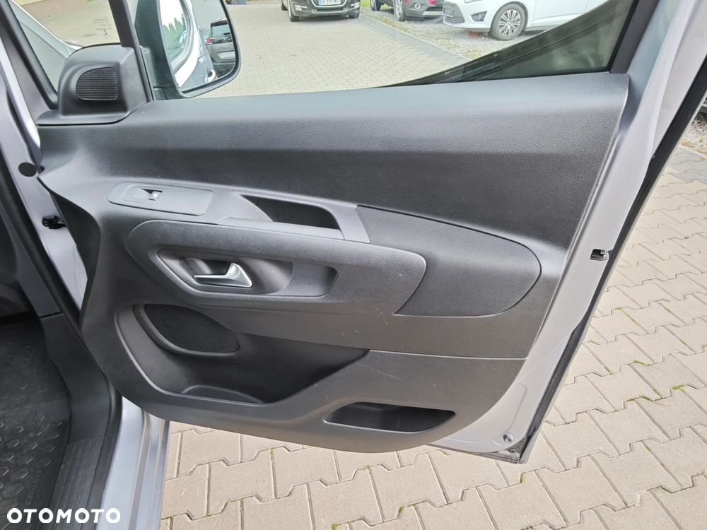 Opel Combo 1.5 D Start/Stop Innovation - 17