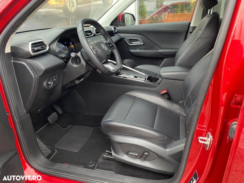 MG ZS HEV - 8