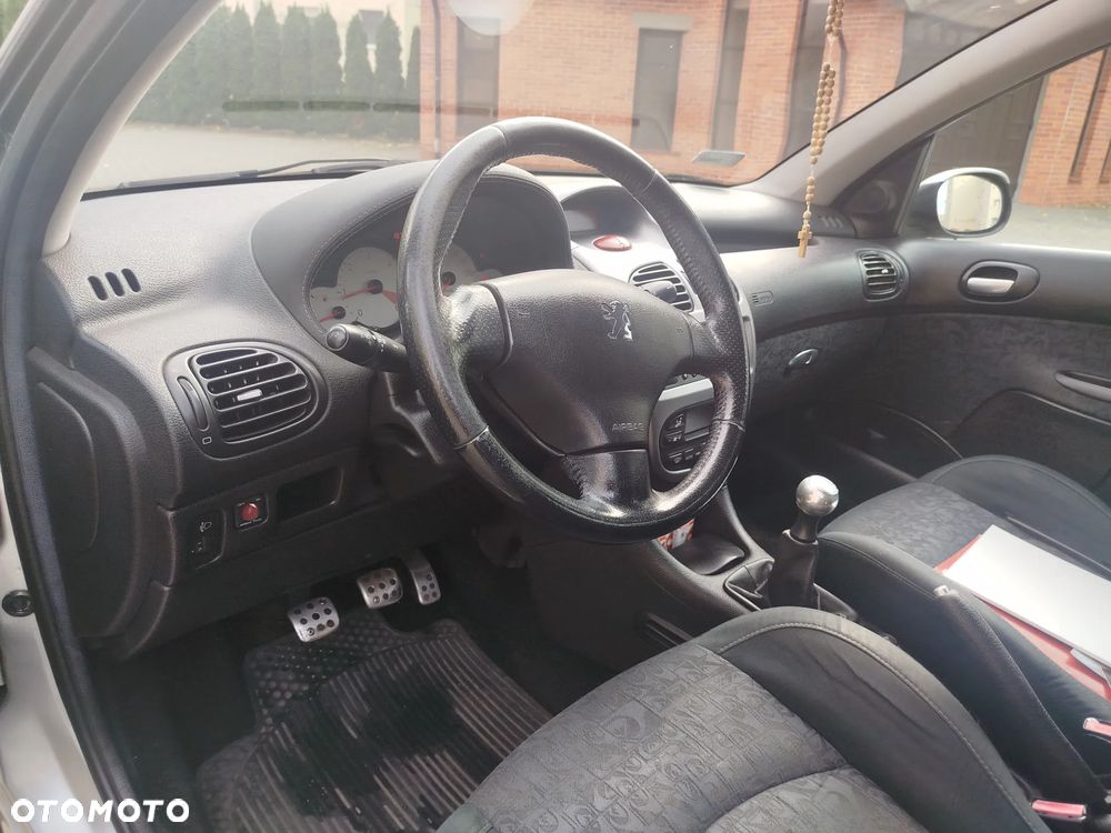 Peugeot 206 SW HDi 90 Quiksilver - 4