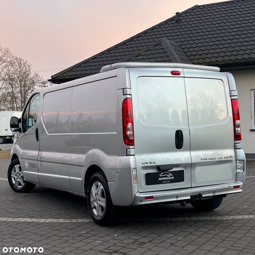 Opel VIVARO - 19