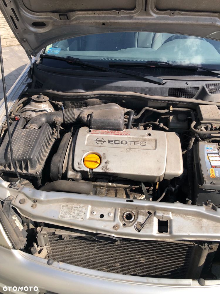 Opel Astra 1.6 GL / Club - 19