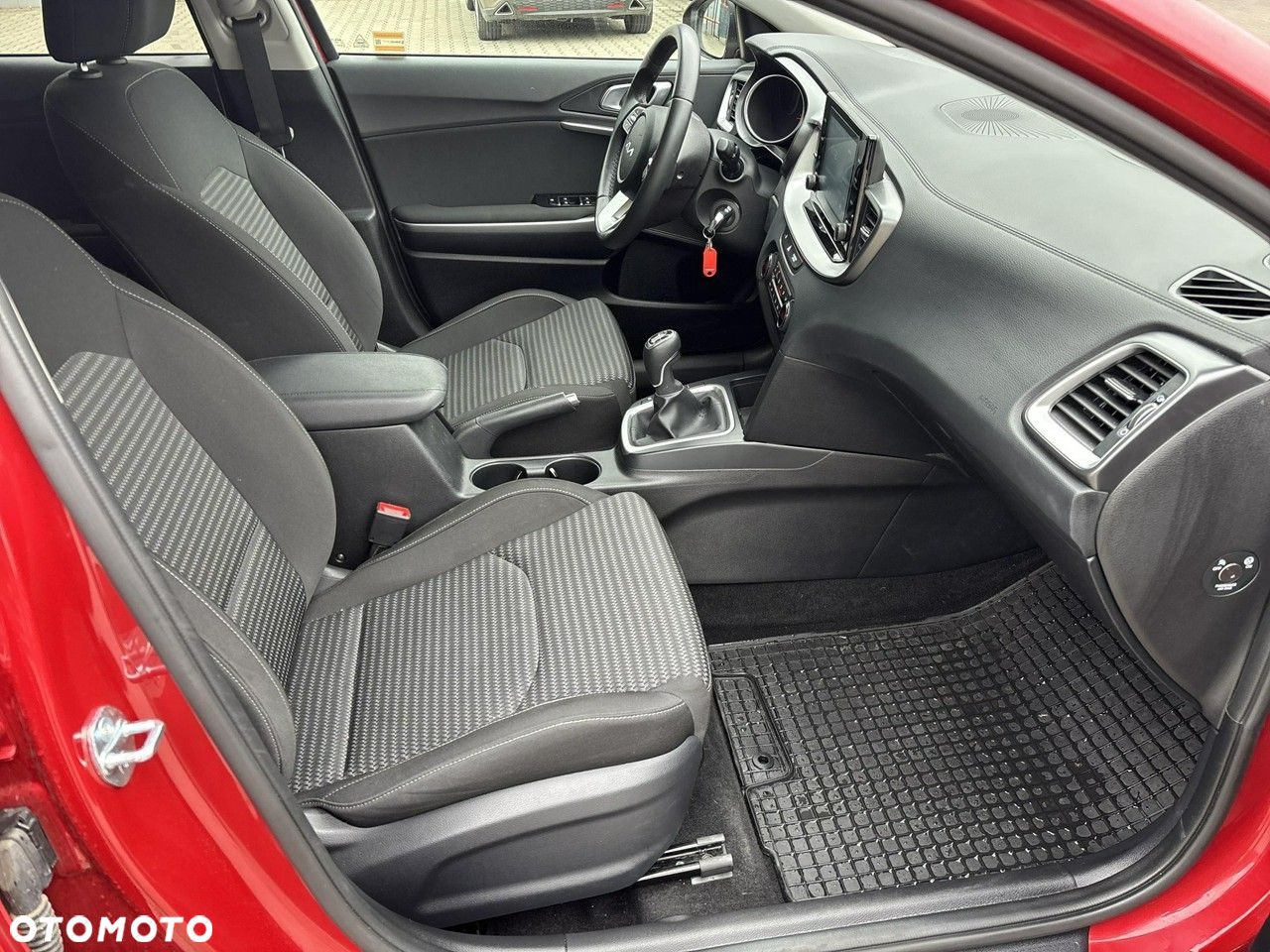 Kia XCeed 1.5 T-GDI M - 18