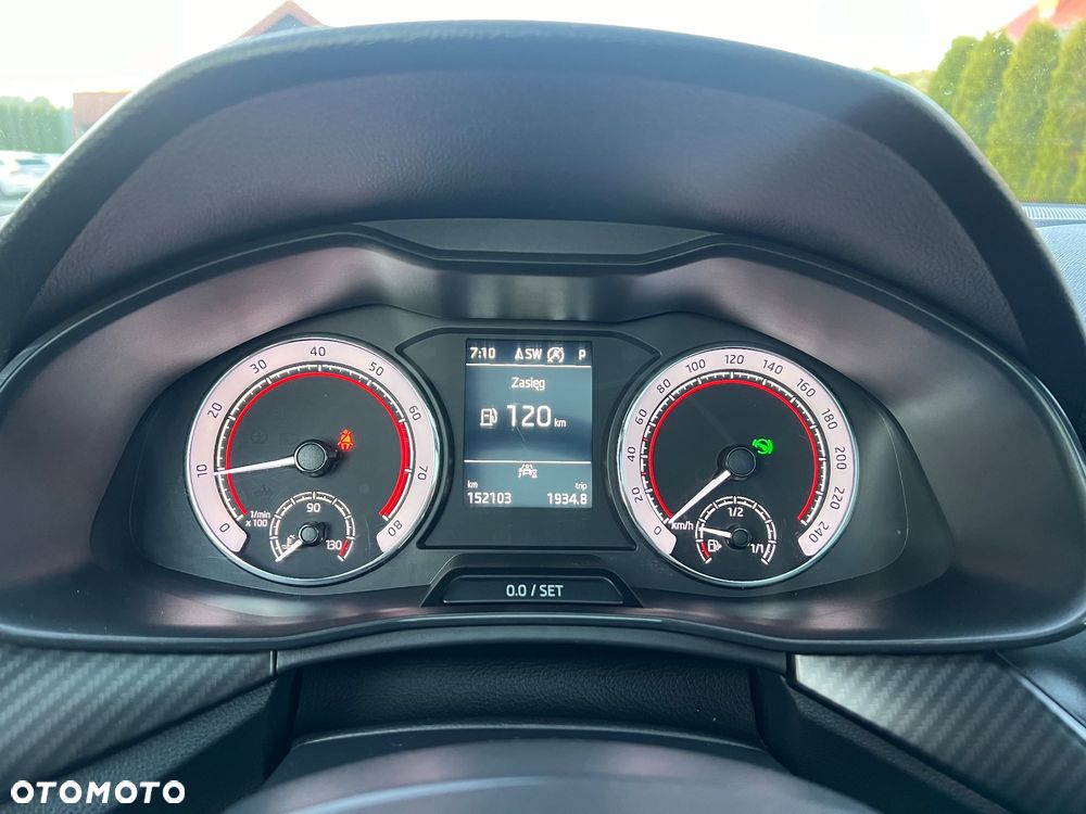 Skoda Kamiq 1.5 TSI Monte Carlo DSG - 35