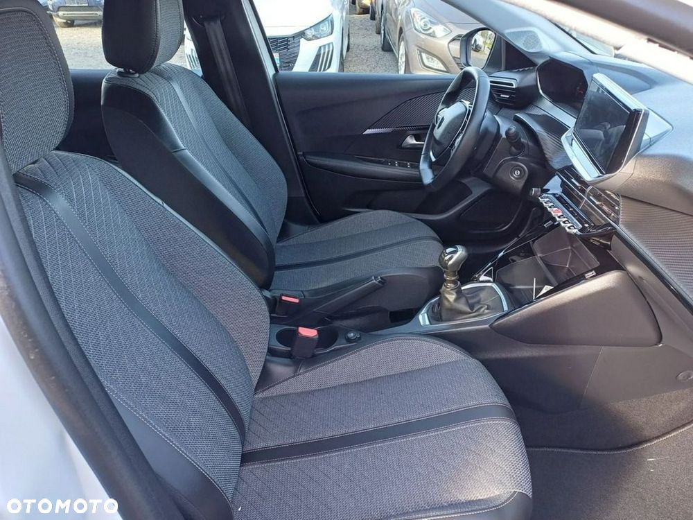 Peugeot 208 1.2 PureTech Allure S&S - 11