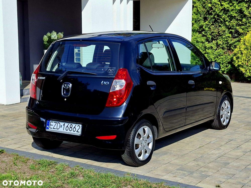 Hyundai i10 1.1 FIFA WM Edition - 22