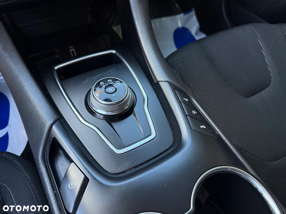 Ford Mondeo 2.0 EcoBlue Titanium - 23