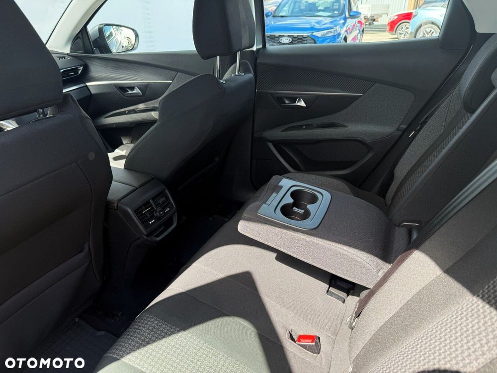Peugeot 3008 1.6 PureTech GPF Allure S&S EAT8 - 27