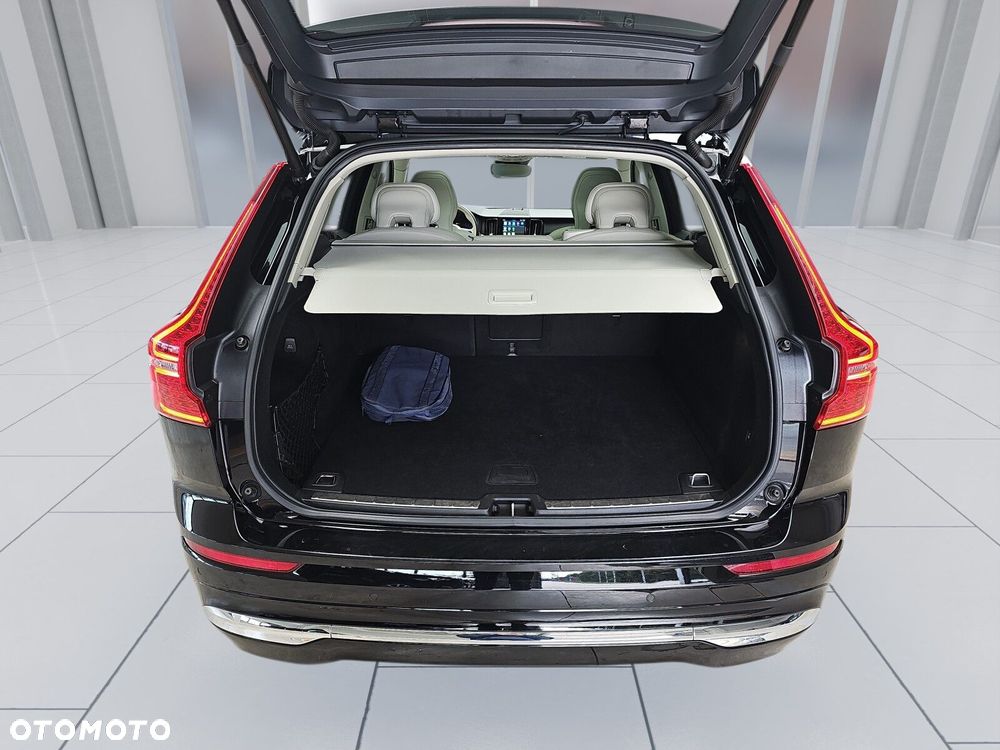 Volvo XC 60 B5 B AWD Inscription - 35