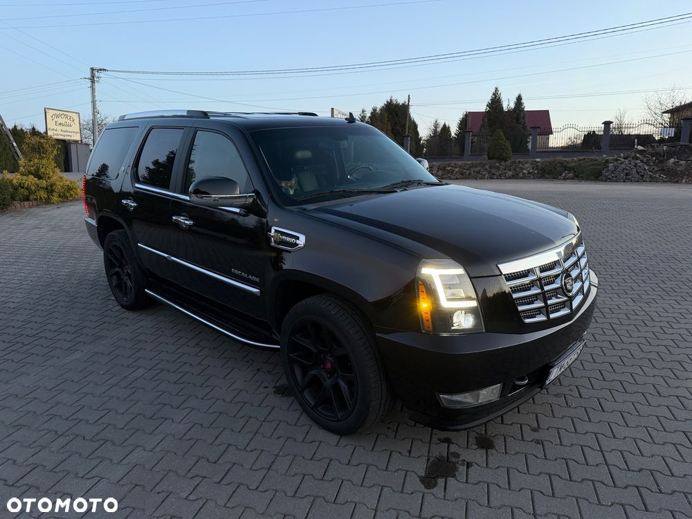 Cadillac Escalade 6.0 V8 Platinum - 9