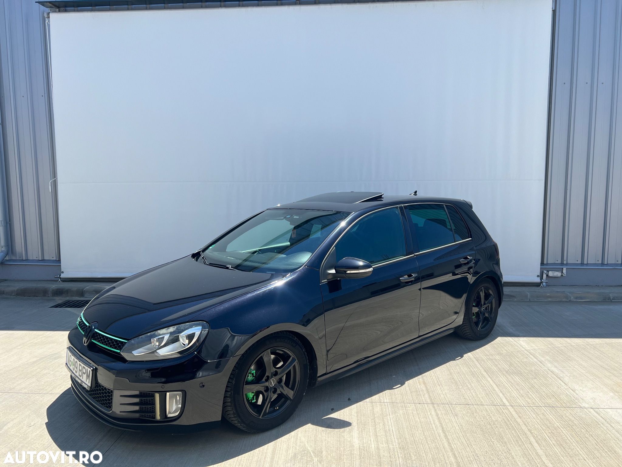 Volkswagen Golf 2.0 GTI DSG - 1