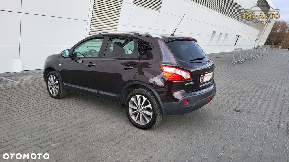 Nissan Qashqai - 13