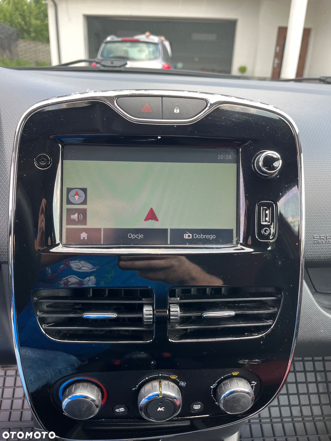 Renault Clio - 30