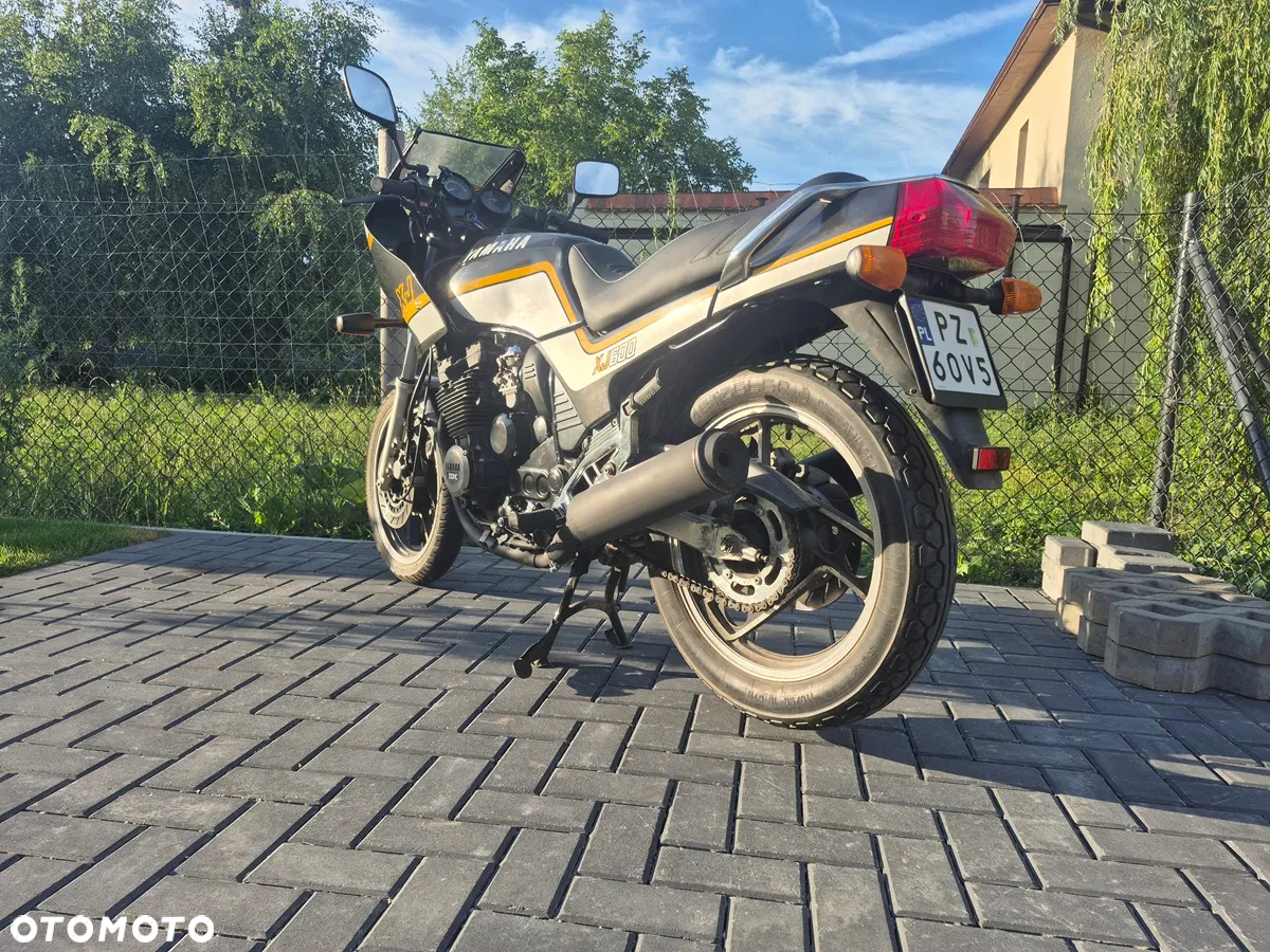 Yamaha XJ - 3