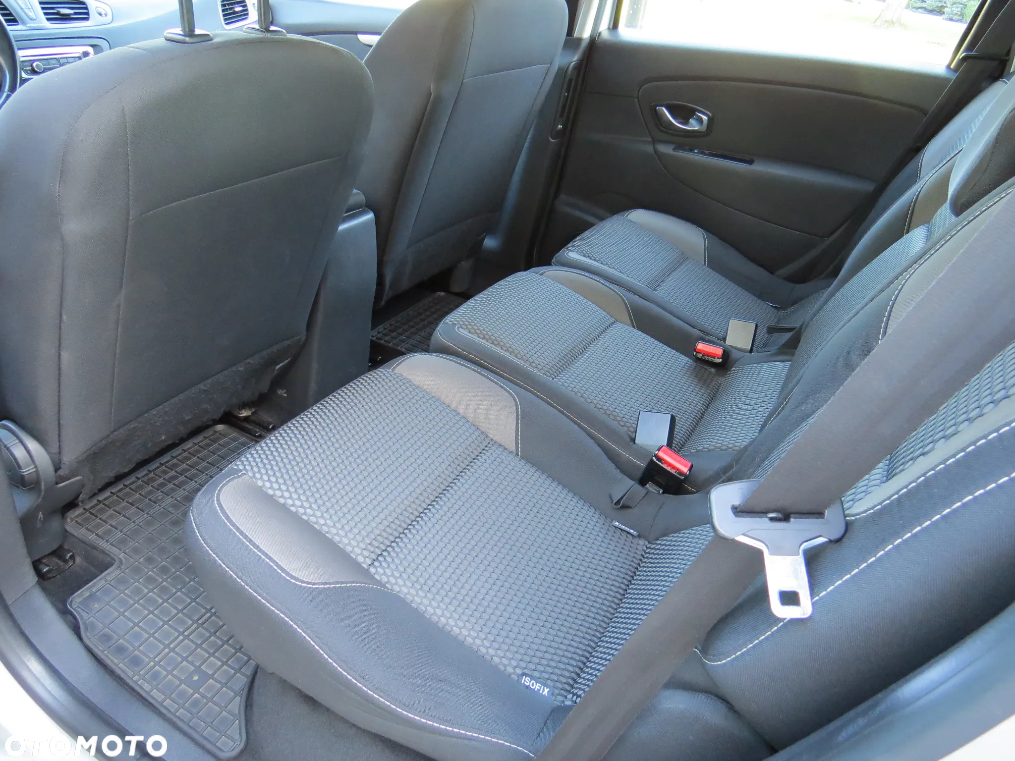 Renault Scenic dCi 110 Xmod Paris - 11