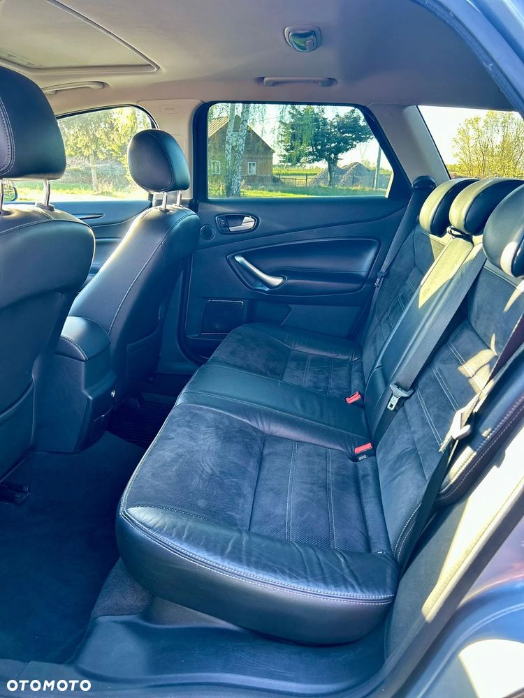 Ford Mondeo 2.0 TDCi Titanium - 4