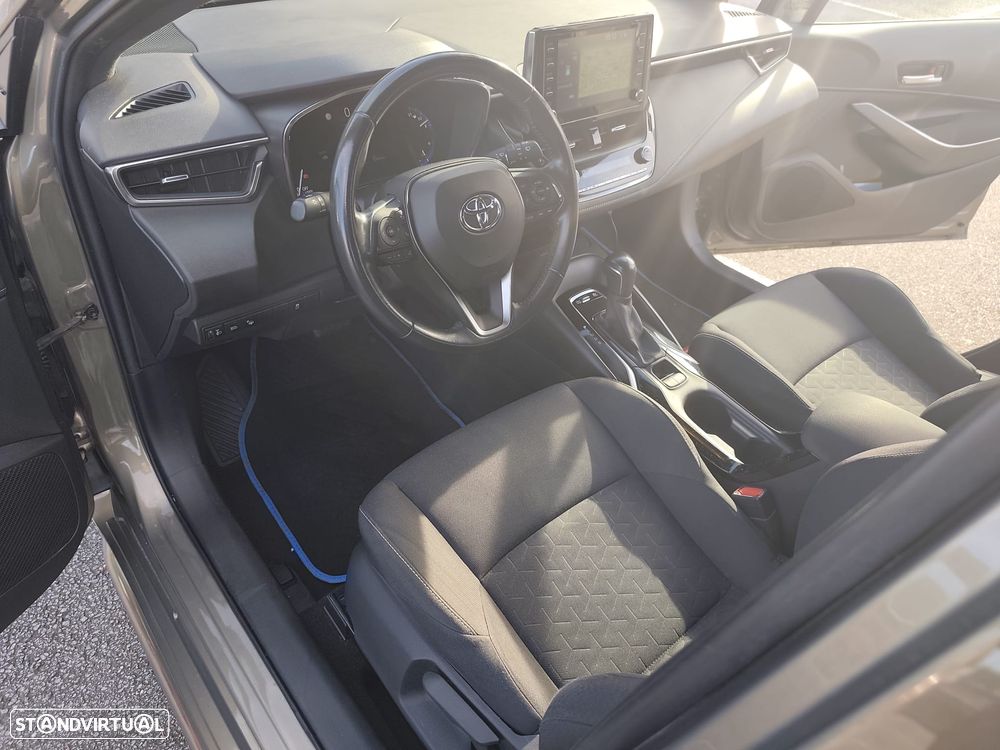 Toyota Corolla Touring Sports - 6