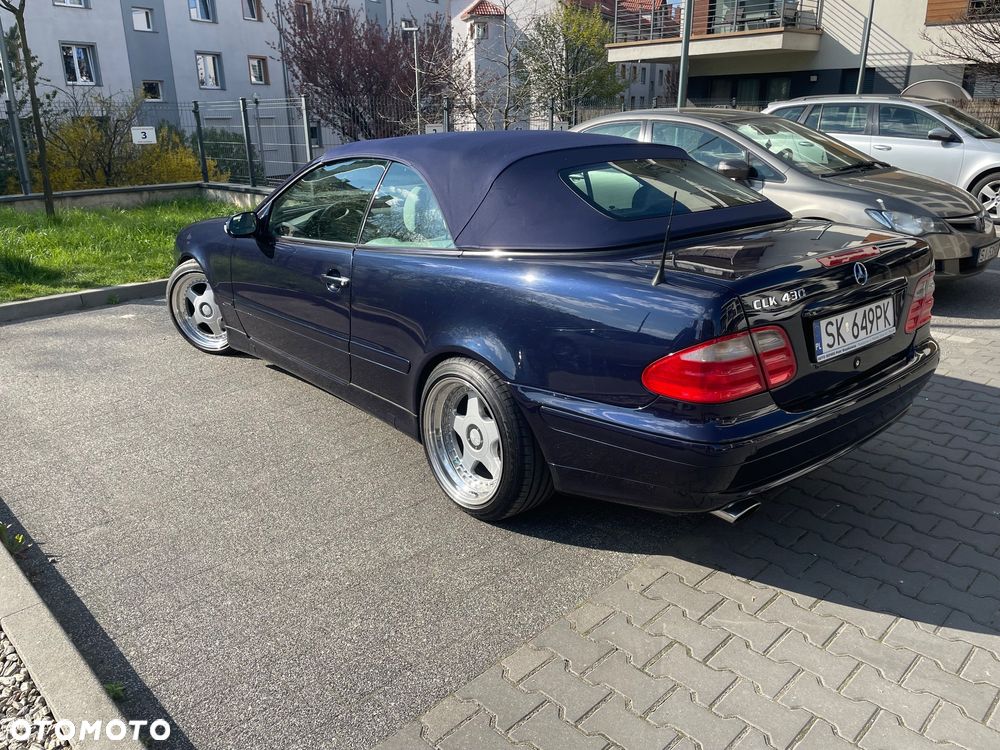 Mercedes-Benz CLK 430 - 16