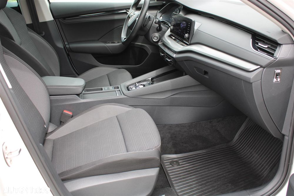 Skoda Octavia 2.0 TDI DSG Ambition - 13