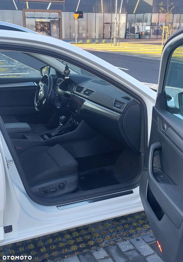 Skoda Superb 2.0 TDI Ambition DSG7 - 13