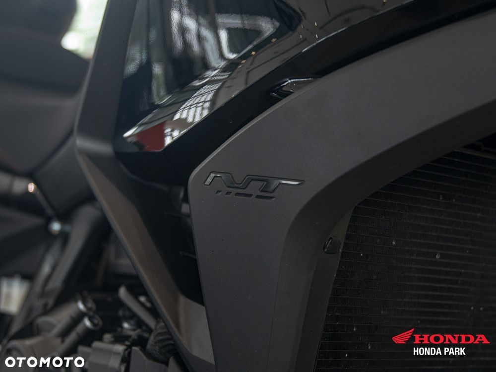 Honda NT - 13