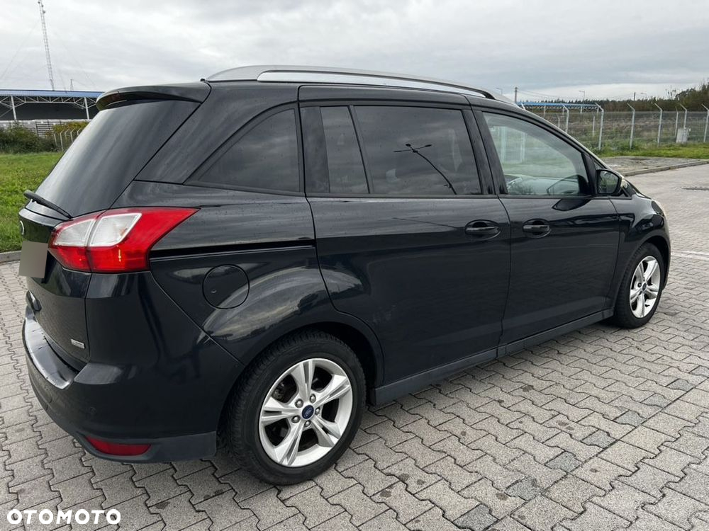 Ford Grand C-MAX - 9