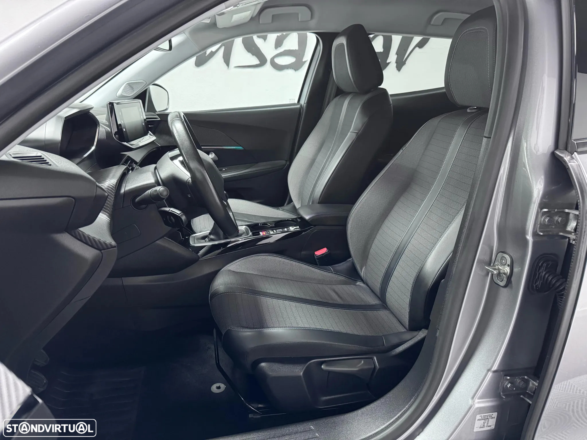 Peugeot 2008 PureTech 100 Allure - 7