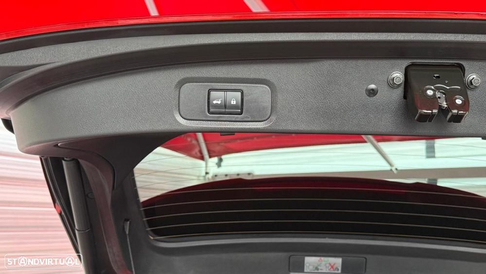 Nissan Qashqai 1.3 DIG-T N-Connecta Xtronic - 5