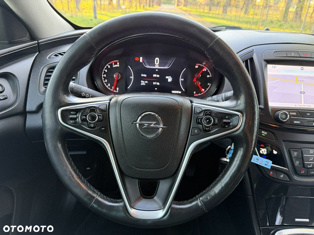 Opel Insignia - 36