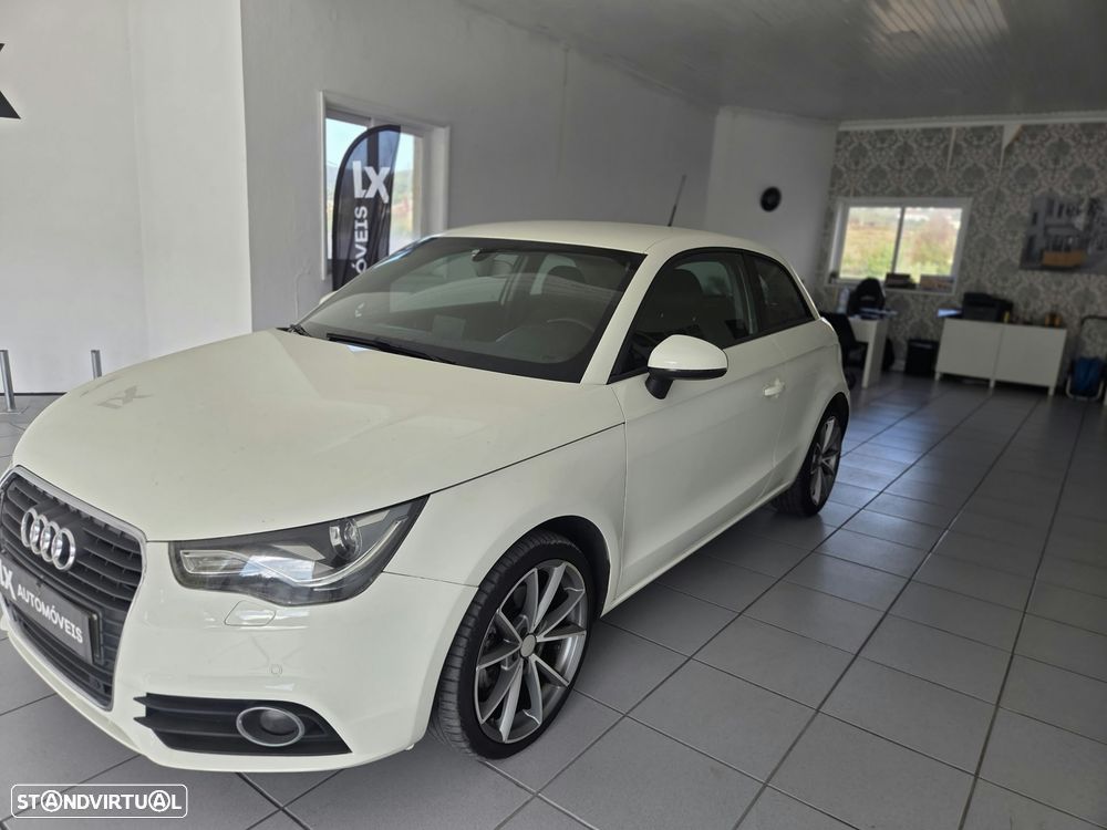 Audi A1 2011 photo 4