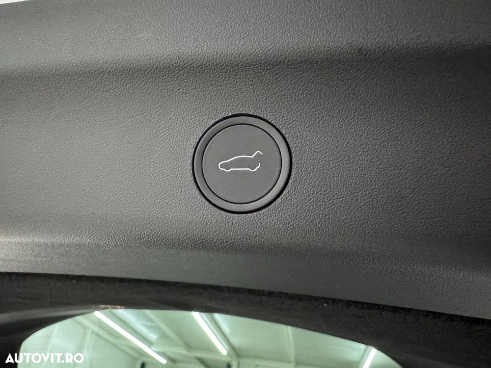 TESLA Model Y 2023 — imagine 65