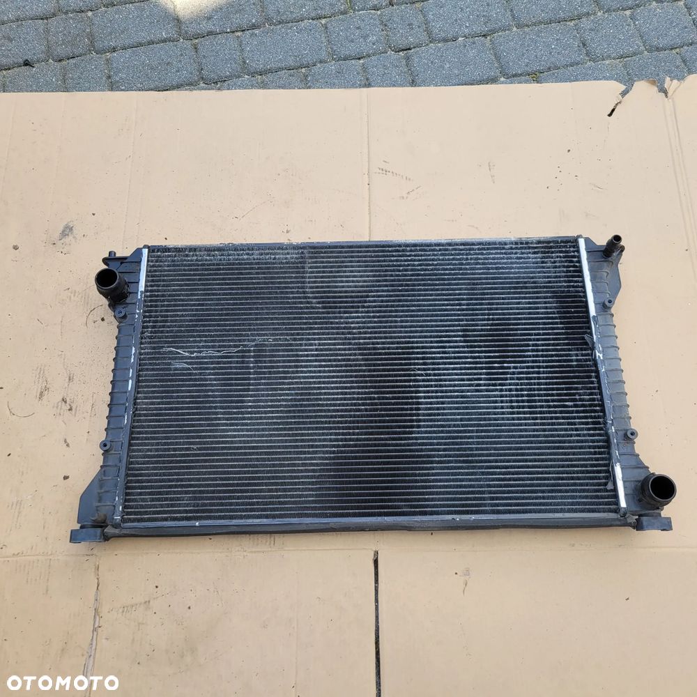 VW PHAETON II LIFT 3.0 TDI CHŁODNICA WODY 3D0121253G