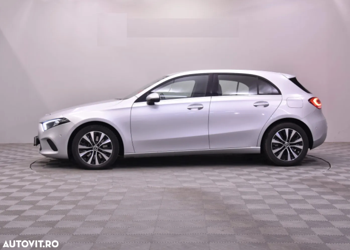 Mercedes-Benz A 250 e Aut. - 3