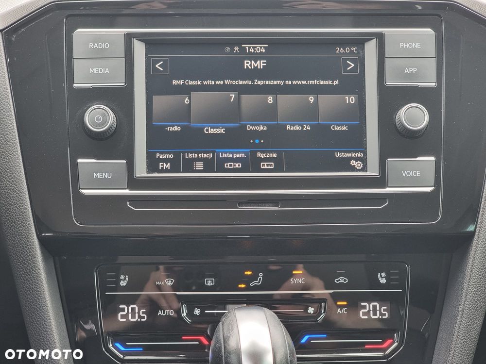 Volkswagen Passat 2.0 TSI Business DSG - 28