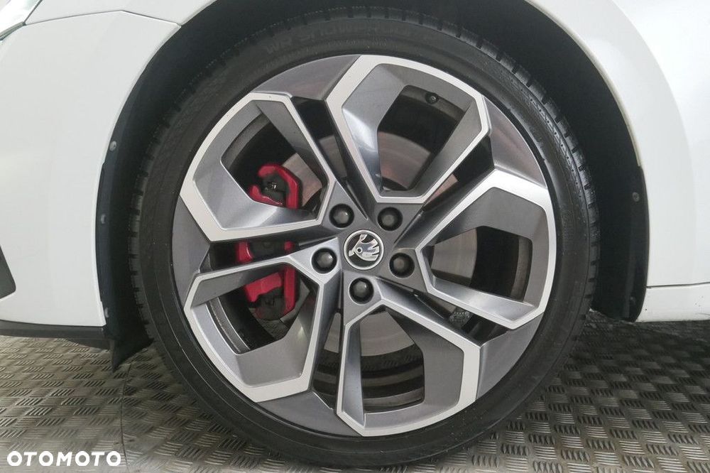 Skoda Octavia 2.0 TSI RS DSG - 14