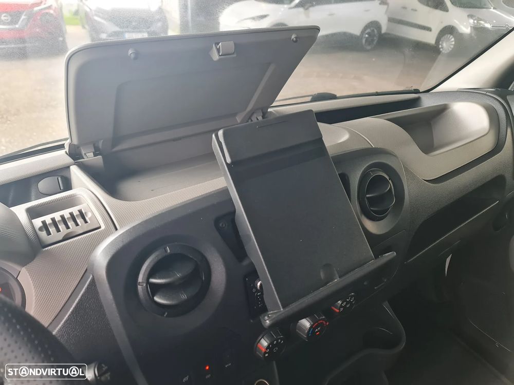 Renault Master 2.3Dci 145 CV L2H2 * AC /com IVA DEDUTÍVEL - 31