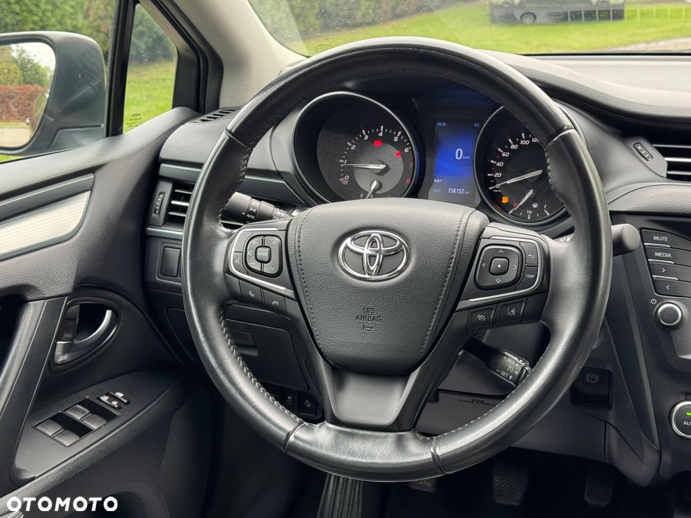 Toyota Avensis Touring Sports 1.8 Edition S+ - 20