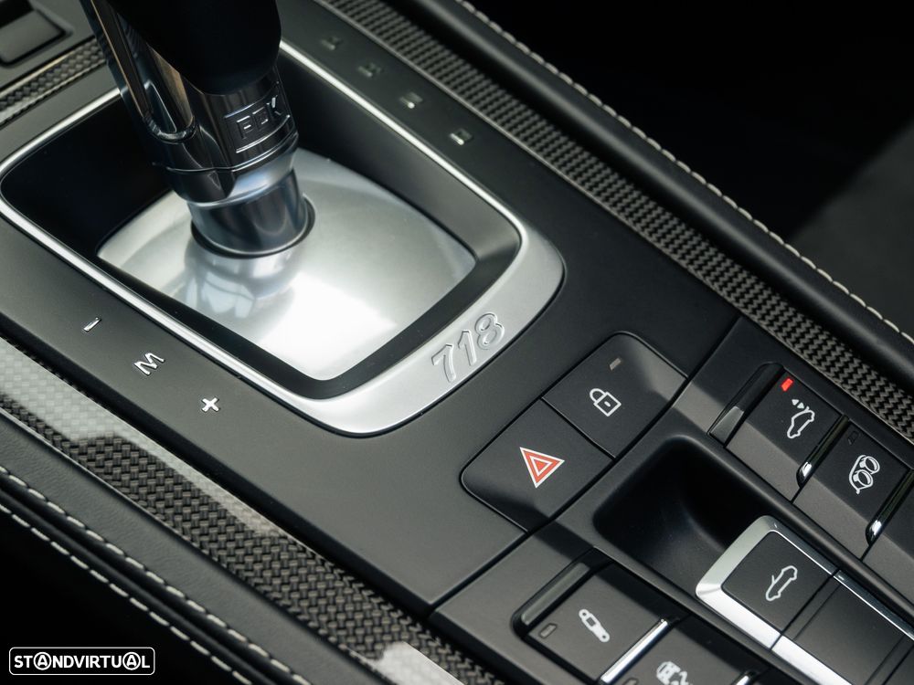 Porsche 718 Boxster 4.0 GTS PDK - 35