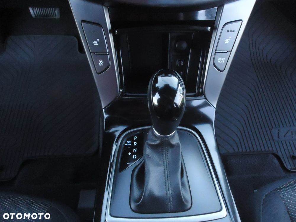 Hyundai i40 Kombi 2.0 Automatik Premium - 20