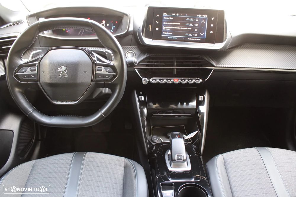Peugeot 208 1.2 PureTech Allure EAT8 - 9
