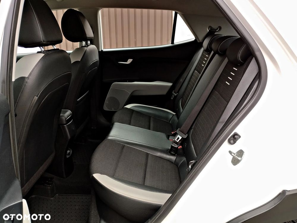 Kia Stonic - 19