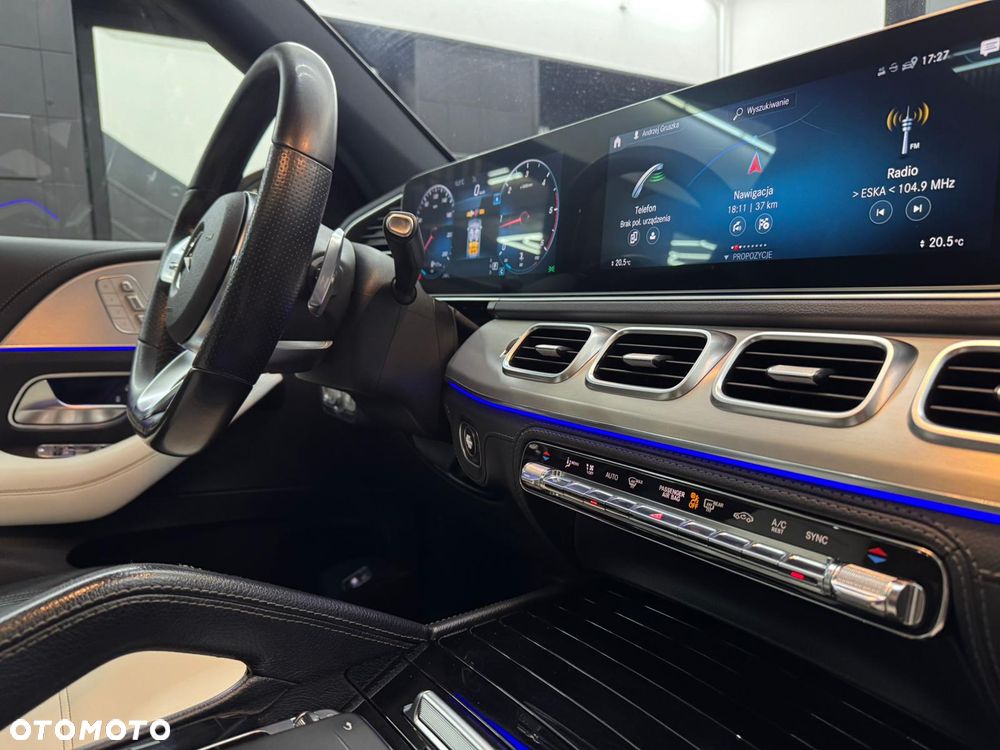 Mercedes-Benz GLE - 28