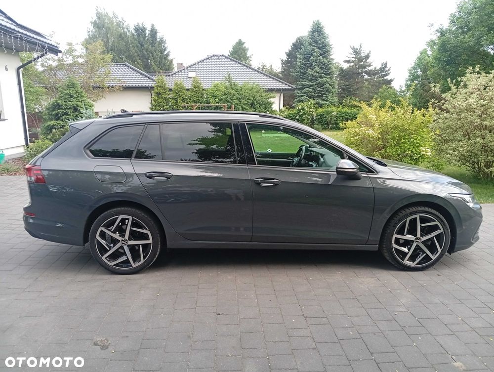 Volkswagen Golf Variant - 8